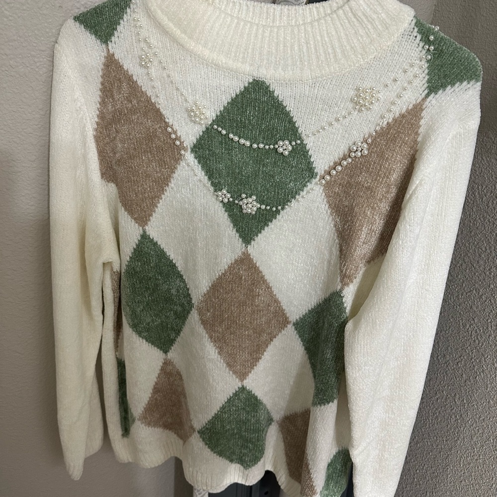 Alfred Dunner Green and Brown Crew Neck Sweater